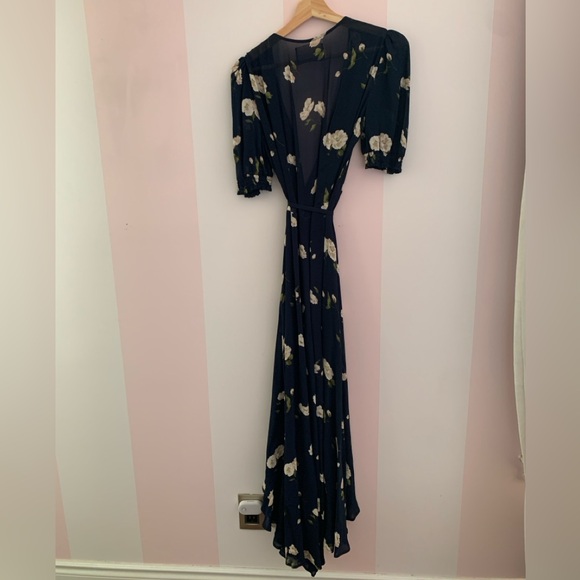 Reformation Layley Dress S Navy with Floral Patterns - Picture 4 of 10